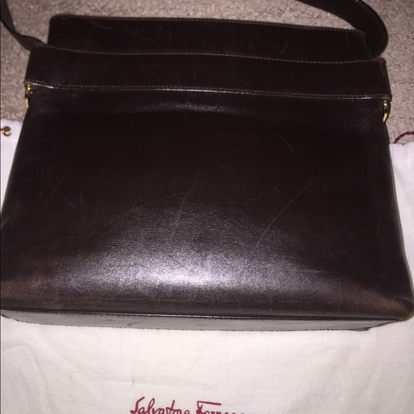 Salvatore Ferregamo small shoulder bag - Picture 9 of 9